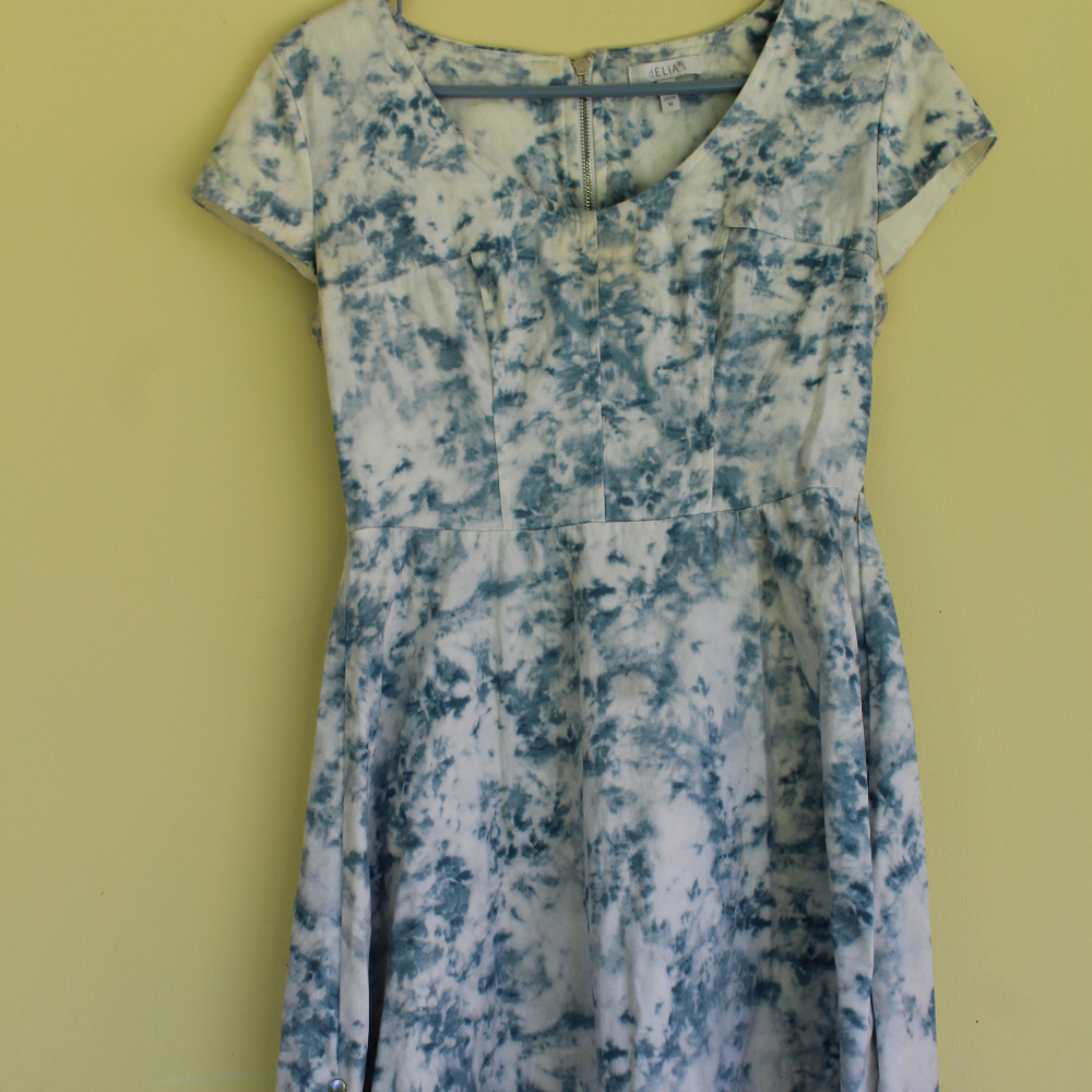Blue and White Tie Dye dress: Delias